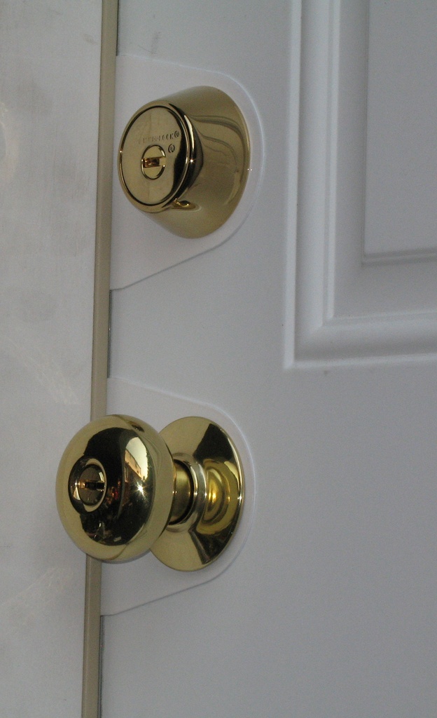 Ultra Door Shield Close